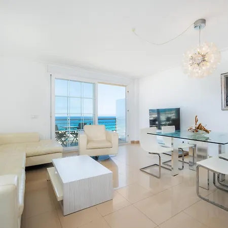 Apartment Minimal Ref 9000 *